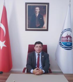 turgut_tarihci_vesikalik