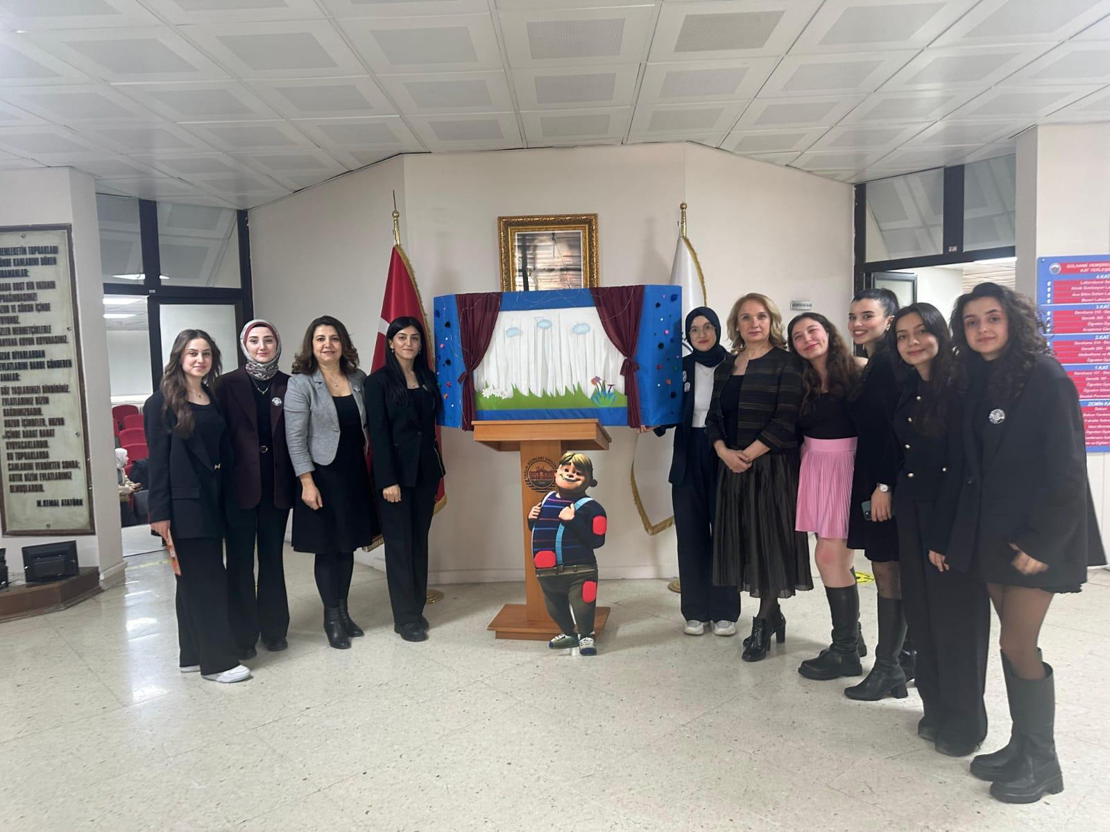 Eğitim Sunumları ve Materyal Tasarımı Şöleni