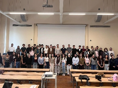 Hamidiye Diş Hekimliği Fakültesi 1. Sınıf Öğrencilerine Yönelik Kütüphane Oryantasyonu