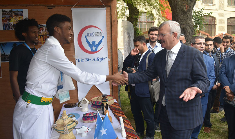 Sağlık Bilimleri Üniversitesi'ne Bahar Geldi