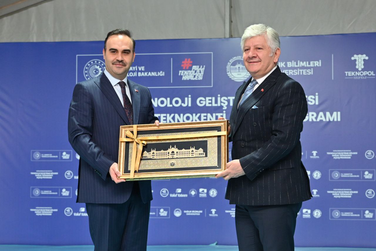 Sanayi ve Teknoloji Bakanı Kacır Sağlık Teknokenti açılış törenine katıldı