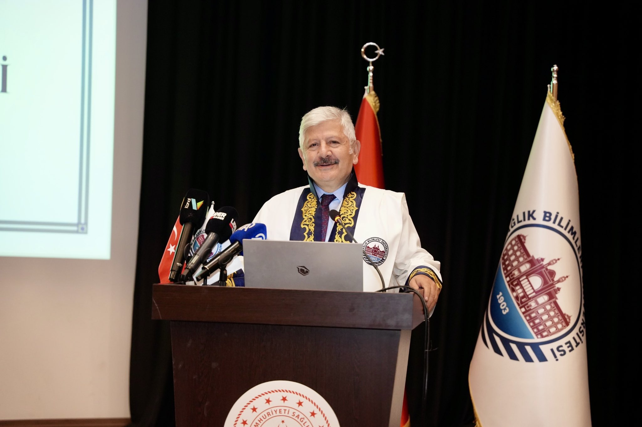 Antalya Sağlık Uygulama ve Araştırma Merkezi’nin 2025–2026 Akademik Yükselme ve Belge Takdim Töreni