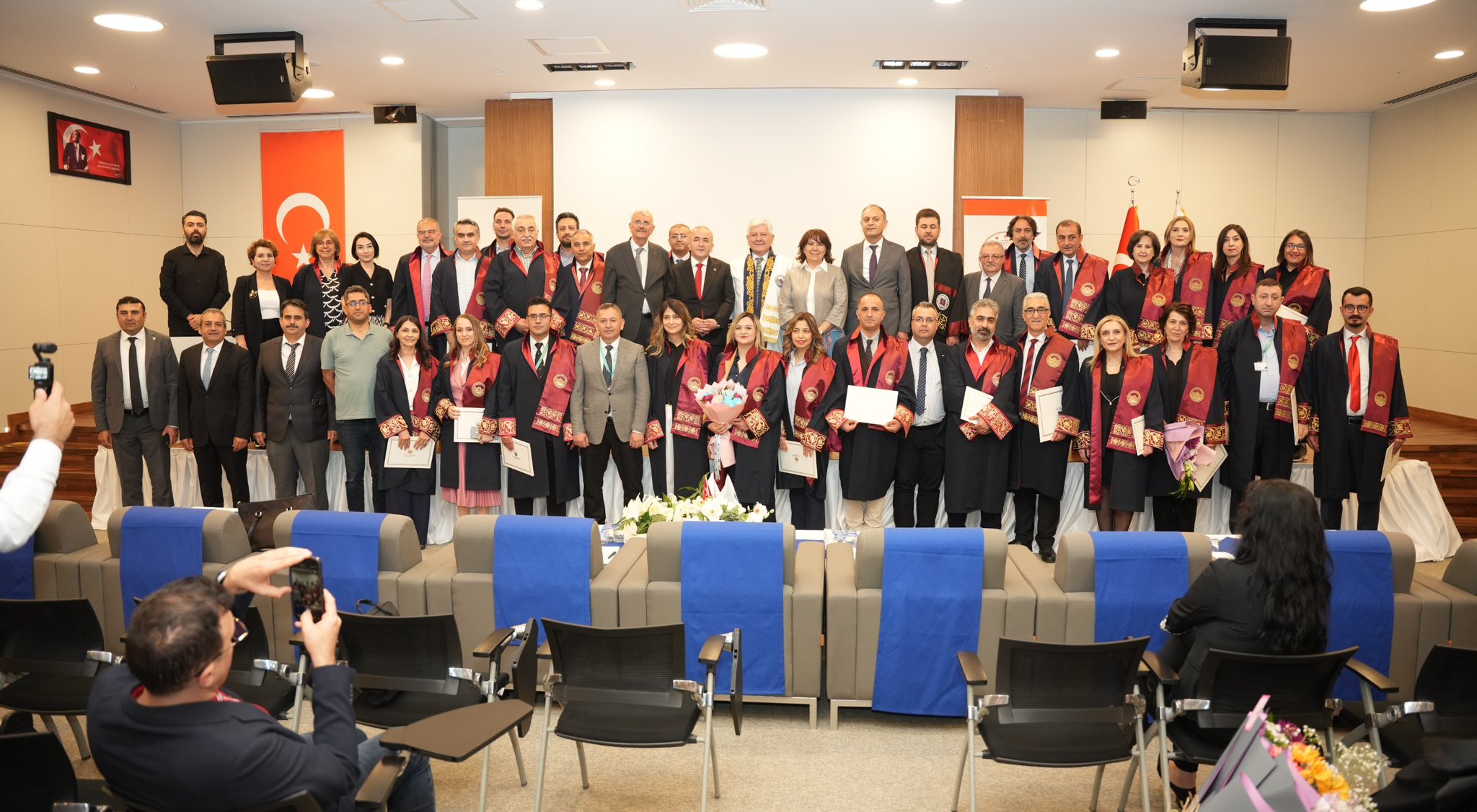 Fethi Sekin Şehir Hastanesi’nde Akademik Yükselme Heyecanı